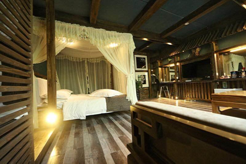 Hotel Xinjiang Yema International Clubhouse à Urumqi Extérieur photo