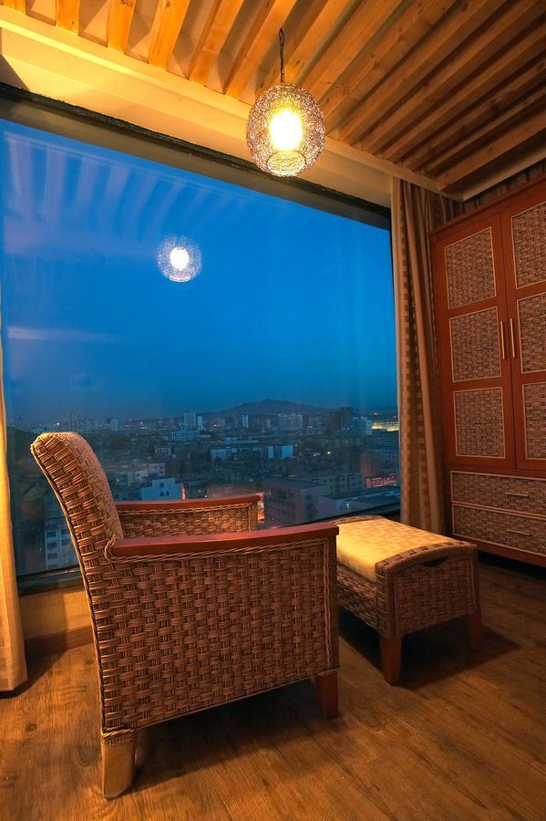 Hotel Xinjiang Yema International Clubhouse à Urumqi Extérieur photo