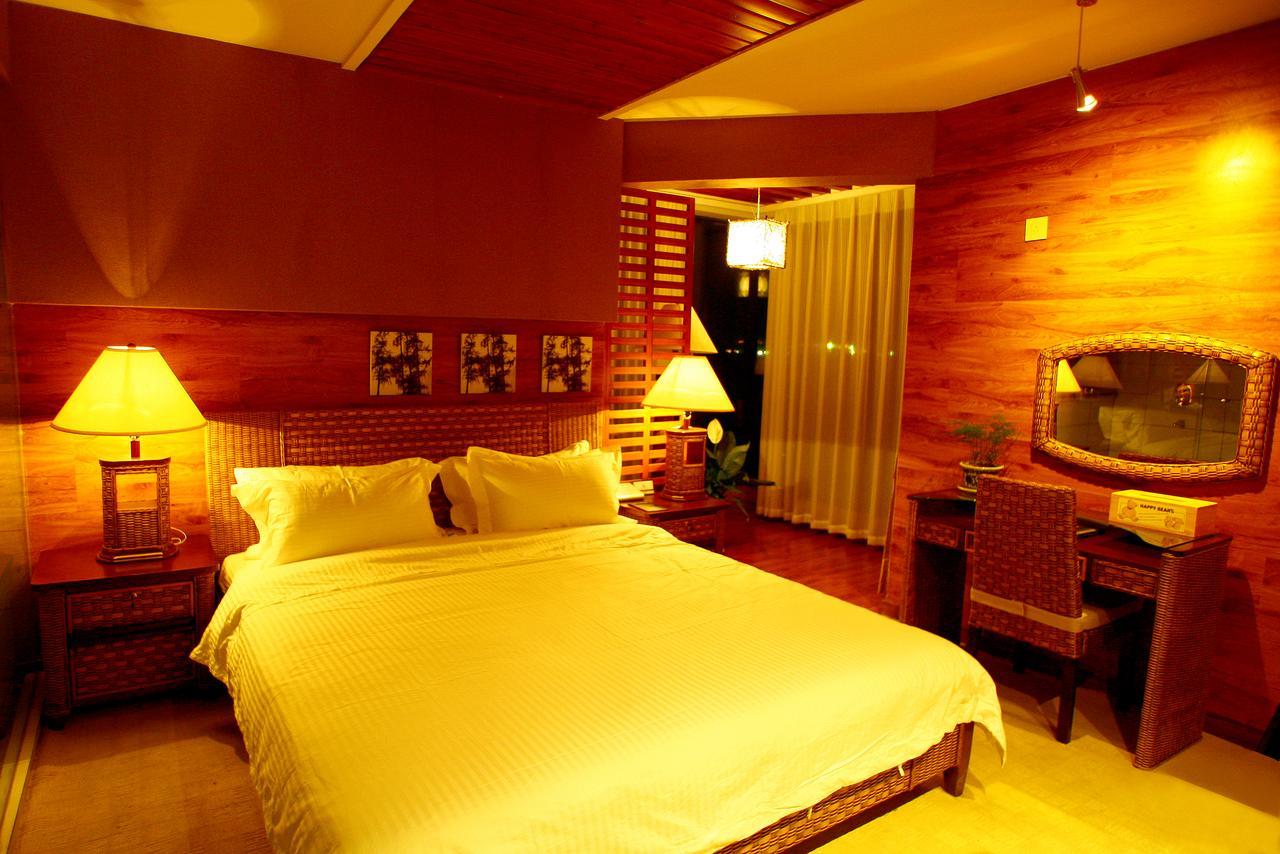 Hotel Xinjiang Yema International Clubhouse à Urumqi Extérieur photo