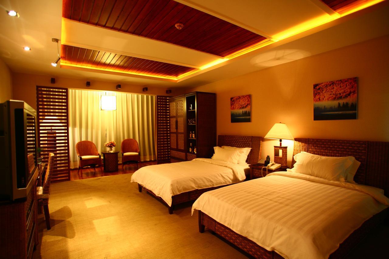 Hotel Xinjiang Yema International Clubhouse à Urumqi Extérieur photo