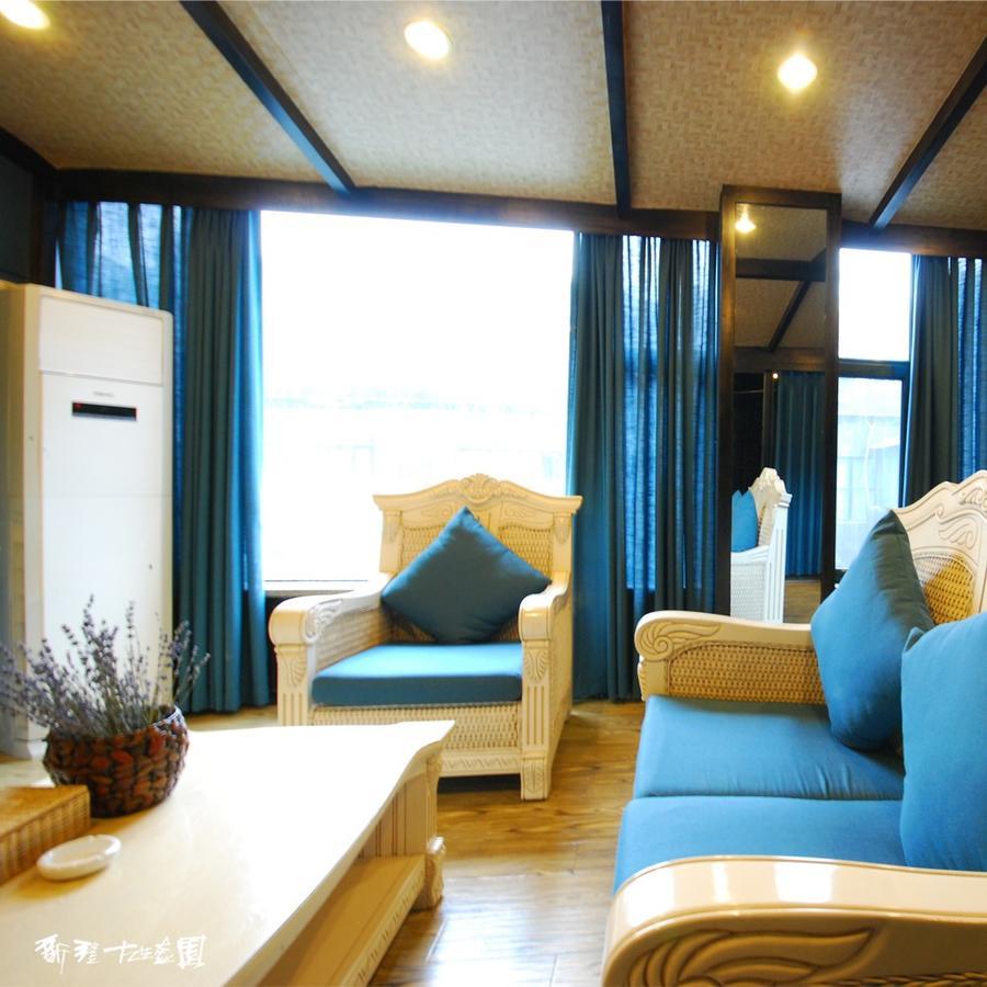Hotel Xinjiang Yema International Clubhouse à Urumqi Extérieur photo